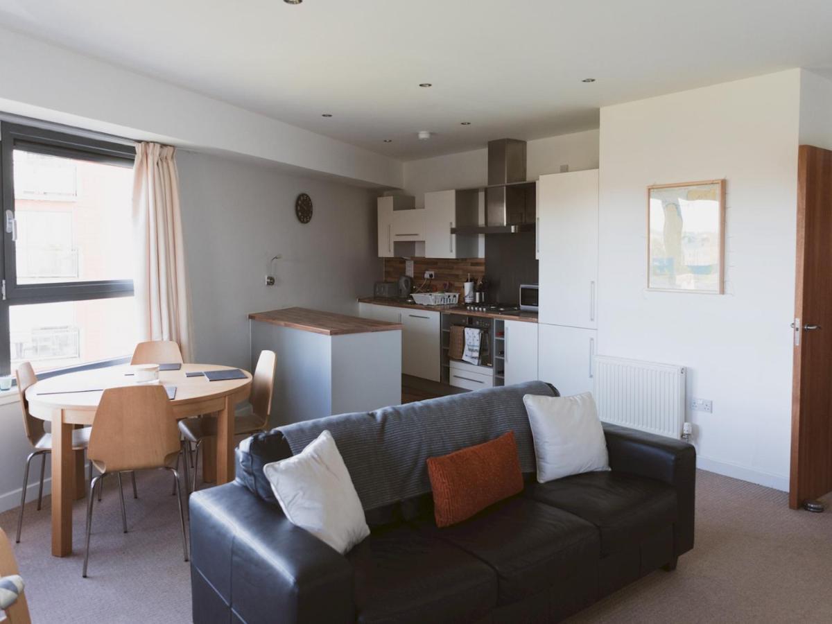 Pass The Keys Lovely 2-Bed Flat Glasgow Harbour Free Parking Exteriör bild