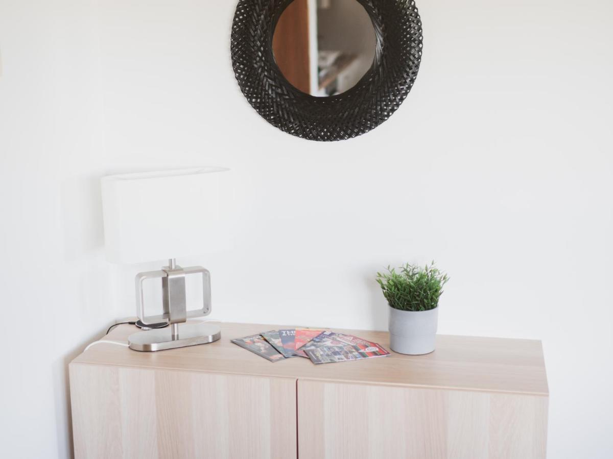 Pass The Keys Lovely 2-Bed Flat Glasgow Harbour Free Parking Exteriör bild