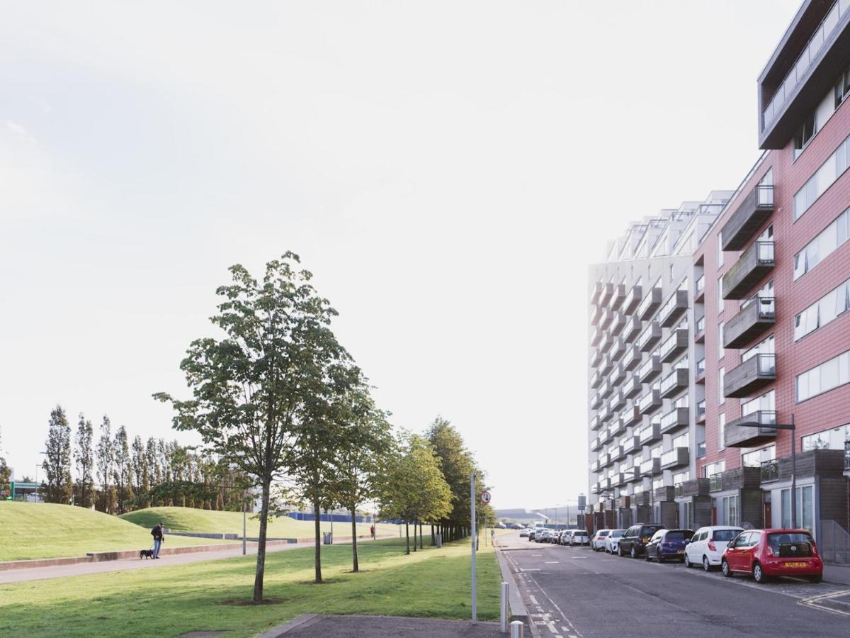Pass The Keys Lovely 2-Bed Flat Glasgow Harbour Free Parking Exteriör bild